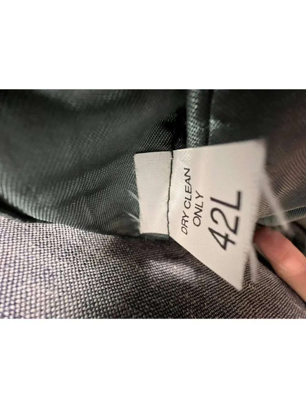 Parkworth Clothes Men's Two-Piece Suit 2 Button Blazer Pleated Pants Sz 42L Gray